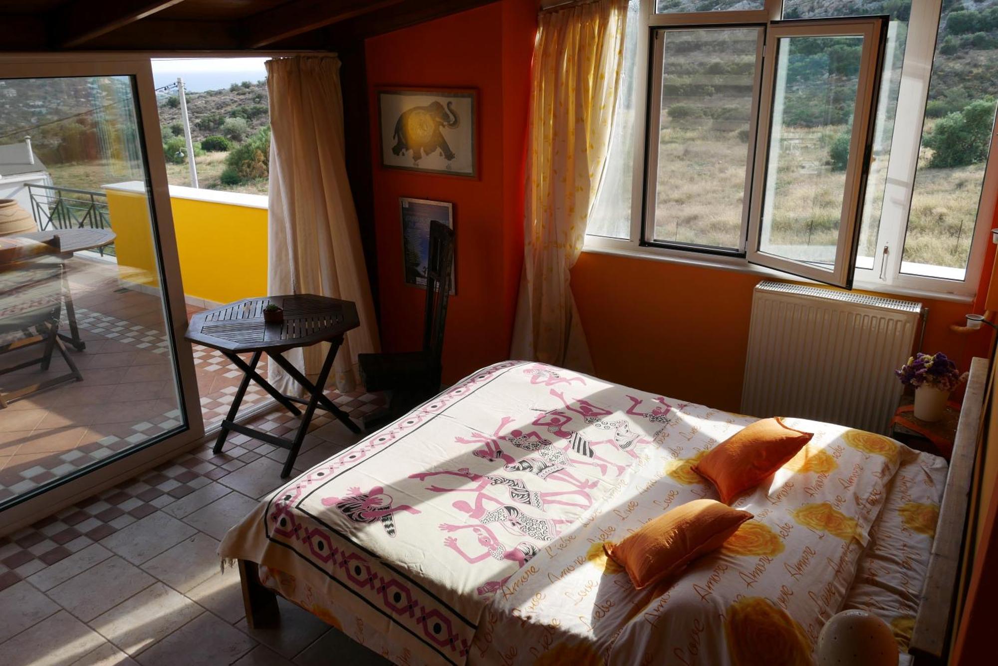 Casa Di Luce Bed & Breakfast Agia Marina  Екстериор снимка