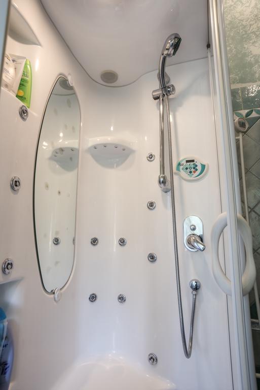 Casa Di Luce Bed & Breakfast Agia Marina  Екстериор снимка